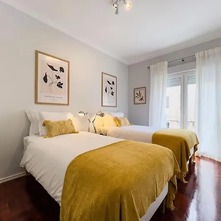 Olaias 2bed Near Metro Апартаменты