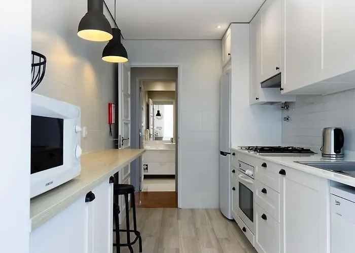 Apartamento Olaias 2bed Near Metro *